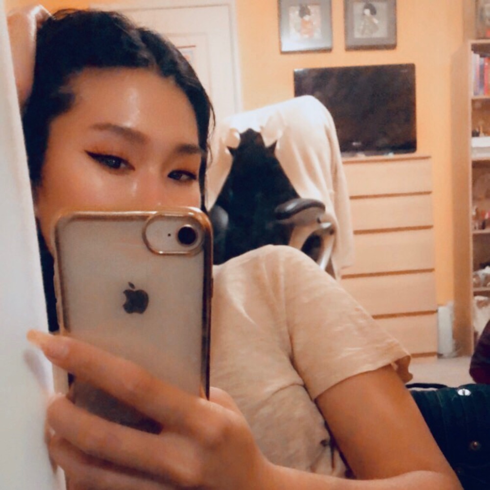 Meet your posher, Sze!